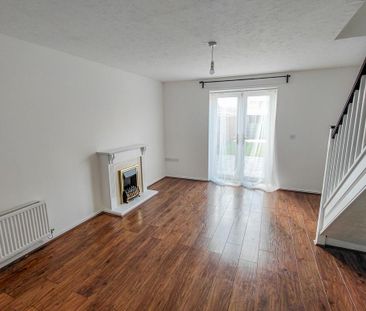 2 bedroom terraced house to rent - Photo 1