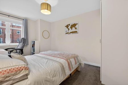 Apt 4 College House, 2 College Drive, Belfast, BT7 3LF - Photo 4