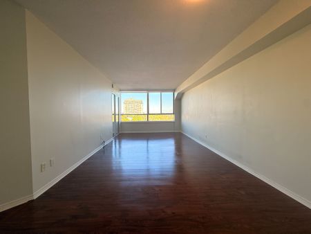 For Lease - 1001 Cedarglen Gate Unit# 616, Mississauga, Ontario - Photo 5