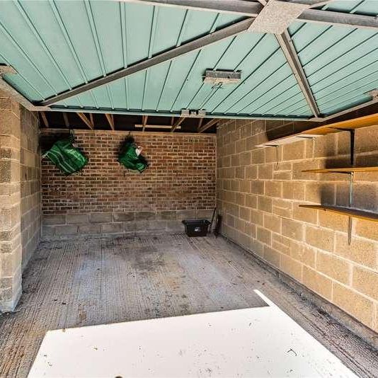 Harvest Close, Winchester, SO22 - Photo 1