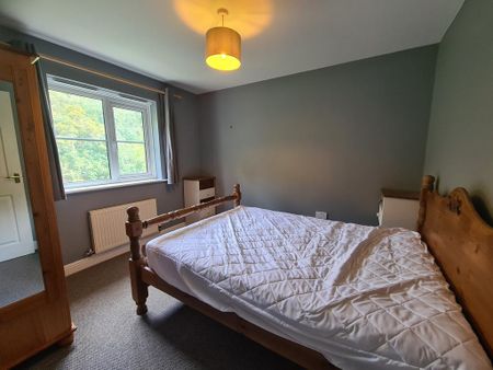 3 bedroom townhouse to rent - Photo 2