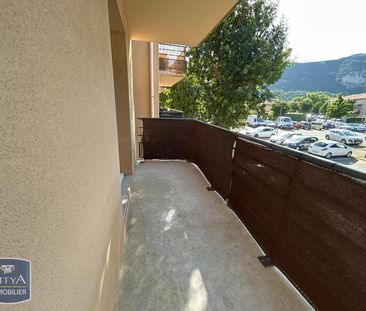 Location Appartement 2 pièces 48m² GUILHERAND GRANGES 07500 - Photo 6