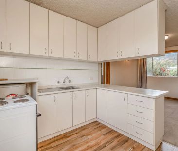 Unit 2/11 Tryon Street, Hackett. - Photo 4