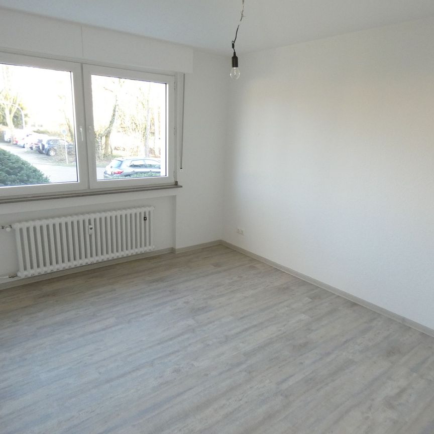 Wunderbare 2-Zimmer-Wohnung mit Balkon – wird demnächst komplett modernisiert - Foto 1