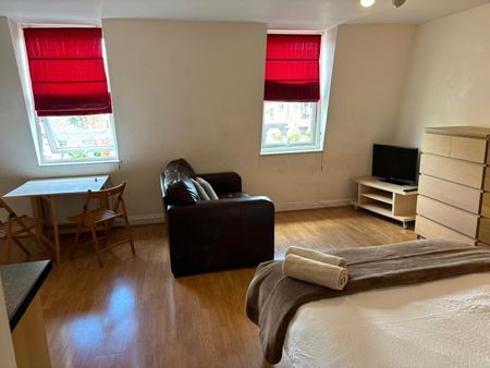 Studio Flat, Finchley Road, NW3 - Photo 3