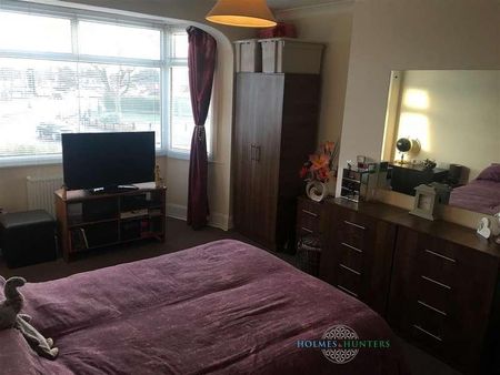 Benton Road, High Heaton, Tyne & Wear, NE7 - Photo 3