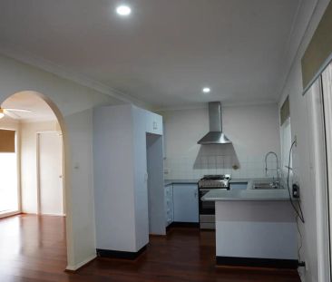6 Renata Place, Hassall Grove NSW 2761 - Photo 6