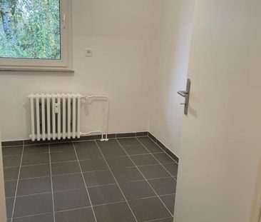 ***GERÄUMIGE 3-ZIMMER WOHNUNG MIT BALKON*** - Foto 1