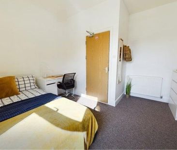7 bedroom terraced house to rent - Photo 4