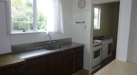 A classic Art Deco with 3 bedrooms close to town - Photo 5