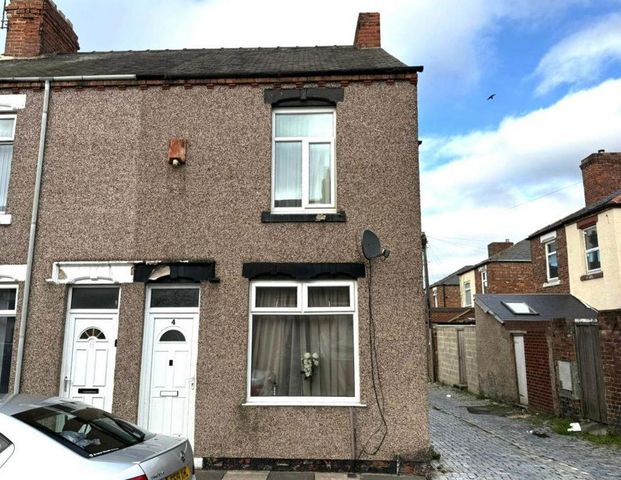 3 bedroom property to rent - Photo 1