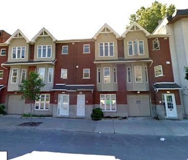 Appartement Montréal (Ville-Marie) À Louer - Photo 1