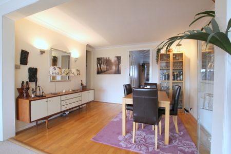 2 Bedroom Apartment, Downside, St. John’s Avenue - Photo 3