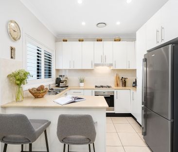 2/36 Watkins Road, Baulkham Hills NSW 2153 - Townhouse For Rent | D... - Photo 3