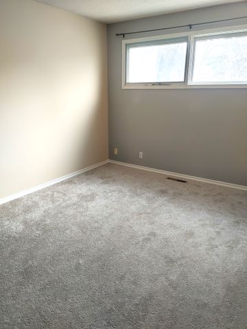 1 Pine Pl, Regina - Photo 3