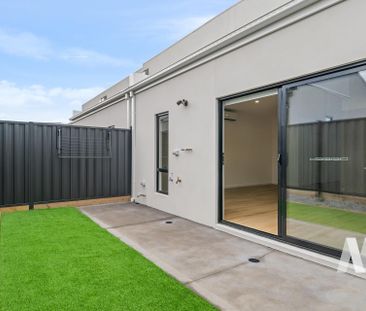 702 Grand Boulevard, Mickleham VIC 3064 - Townhouse For Rent | Domain - Photo 1