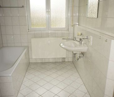 EBK Abkauf mögl. ! 1.OG - Bad mit Fenster -großer Balkon !!! frei a... - Photo 1