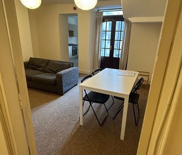 3 Bed Flat, Hotwell Road, BS8 - Photo 1