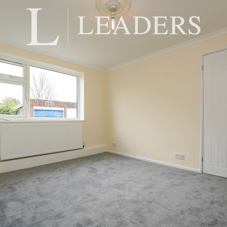 2 bedroom maisonette to rent Winchester Way, Cheltenham, GL51 - Photo 1