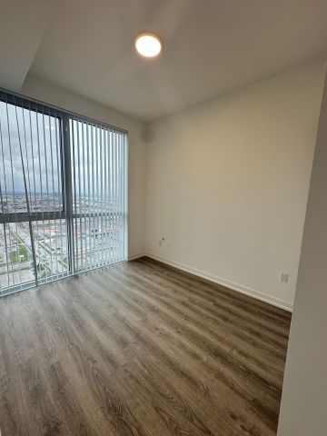 For Lease - 8 Interchange Way Unit# 3605 Building C, Vaughan, Ontario - Photo 2