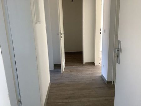 Frisch sanierte 2-Zimmer-Wohnung mit Balkon - Foto 3