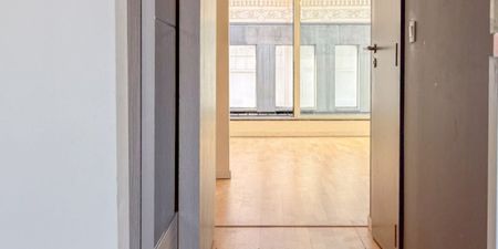 Appartement te huur in Gent voor € 1.145 met 1 slaapkamer - Photo 2