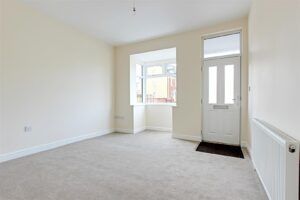 2 BEDROOM House - Mid Terrace - Photo 5