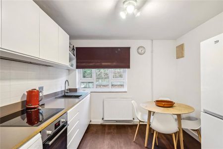 3 bedroom maisonette to rent - Photo 4