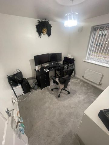 2 bedroom apartment to rent - Photo 4