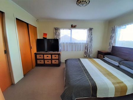 Howick – Somerville. 3 Bedroom, 2 Bathroom - Photo 5