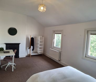 6 bedroom house - Photo 3