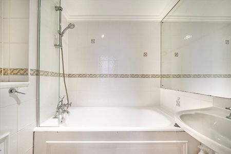 Cornwall Gardens, South Kensington, SW7, London - Photo 3