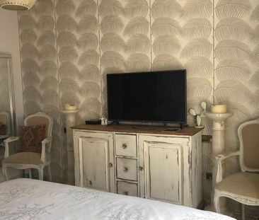 5 room luxury penthouse for rent in Marbella, Andalusia - Photo 2