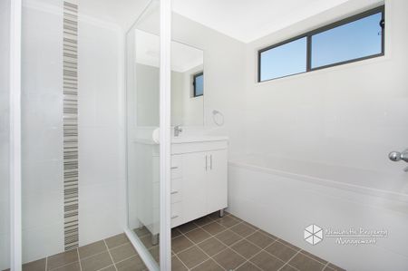 9 Firetail Street, Thornton - Photo 3