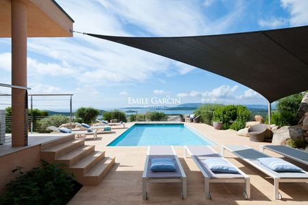 Villa à louer avec superbe vue sur la baie de St Cyprien, à quelques minutes de Porto-Vecchio - Photo 4