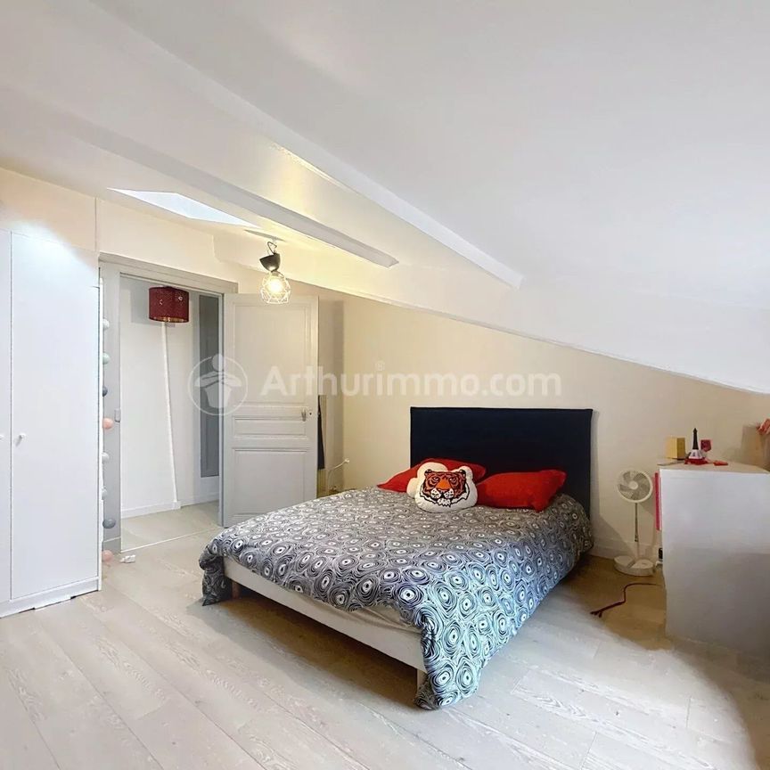 Location Appartement 4 pièces 75 m2 à Clermont-Ferrand - Photo 1