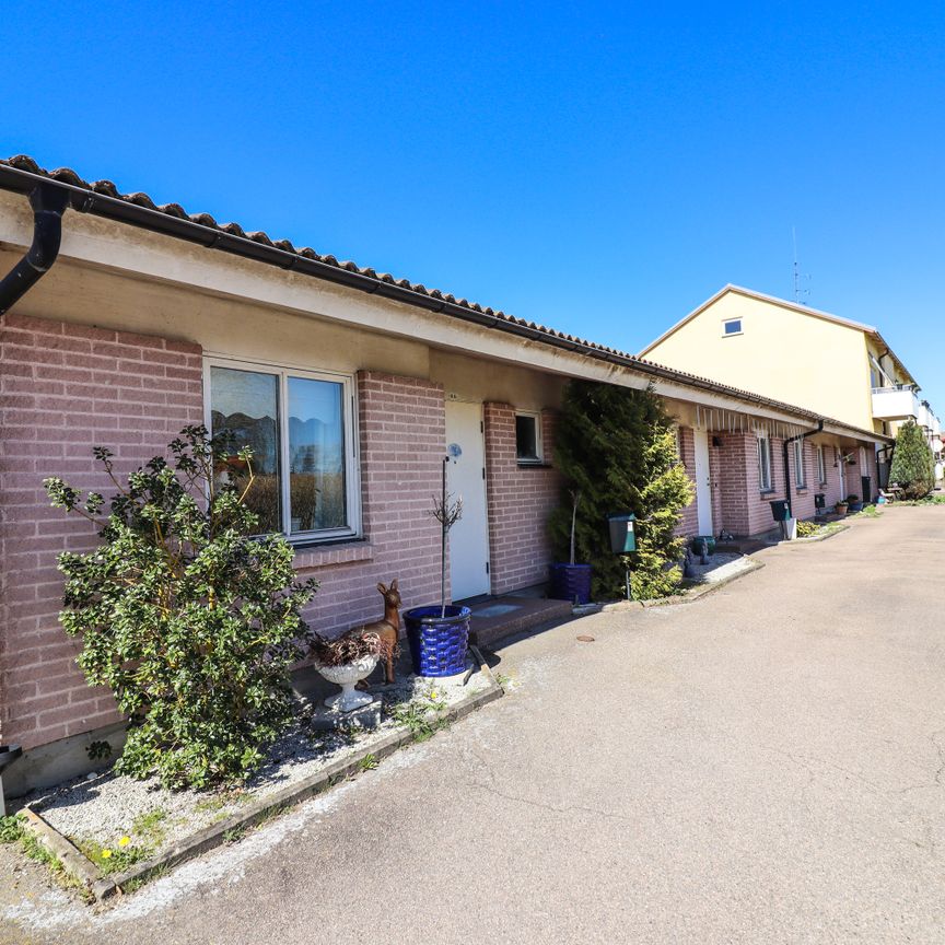 Åkaregatan 10B - Foto 1