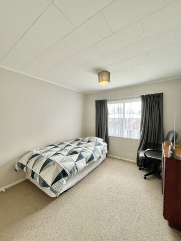 Charming 2-Bedroom Home In Clouston Park! - Photo 4