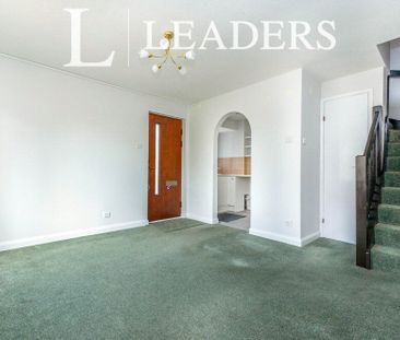 1 bedroom house to rent Bradfield Close, Guildford, GU4 - Photo 2