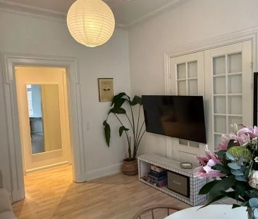 Indbydende lejlighed med klassiske detaljer i Aalborg - Photo 4