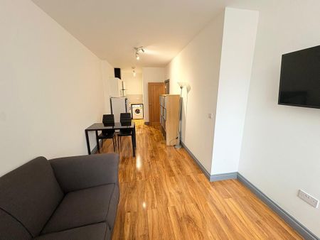 1 bedroom apartment to rent - Photo 2