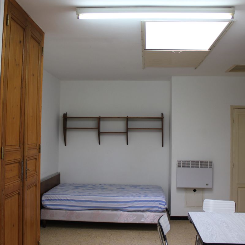 Studio meublé dans un Mas RAPHELE - Photo 2