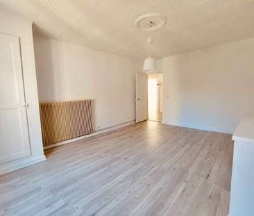 2 pièces - 59,07 m² - 1er étage - Colocation non autorisée - Photo 2