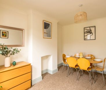 Double Bedroom with Huge Garden - Photo 3