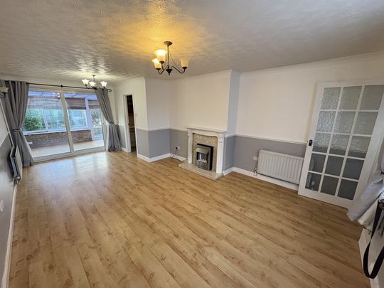 Heighams, Harlow - Photo 1