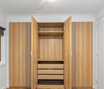 Stylish City-Edge Living in the Heart of Kent Town - Photo 3