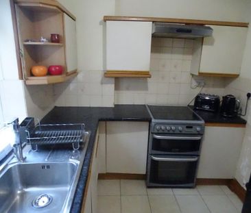 2 bedroom maisonette to rent - Photo 1