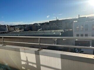 Fribourg / 3.5 rooms on the top floor - Photo 4