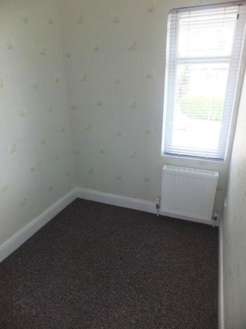 50 Dunraven Park, Belfast, BT5 6BS - Photo 4