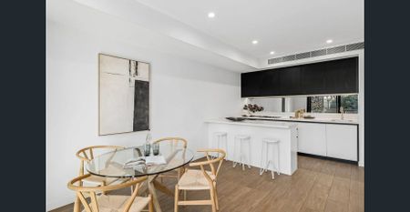 Ultra-Convenient and Luxurious One Bed Apartment in Heart of Lane Cove Village - Photo 5